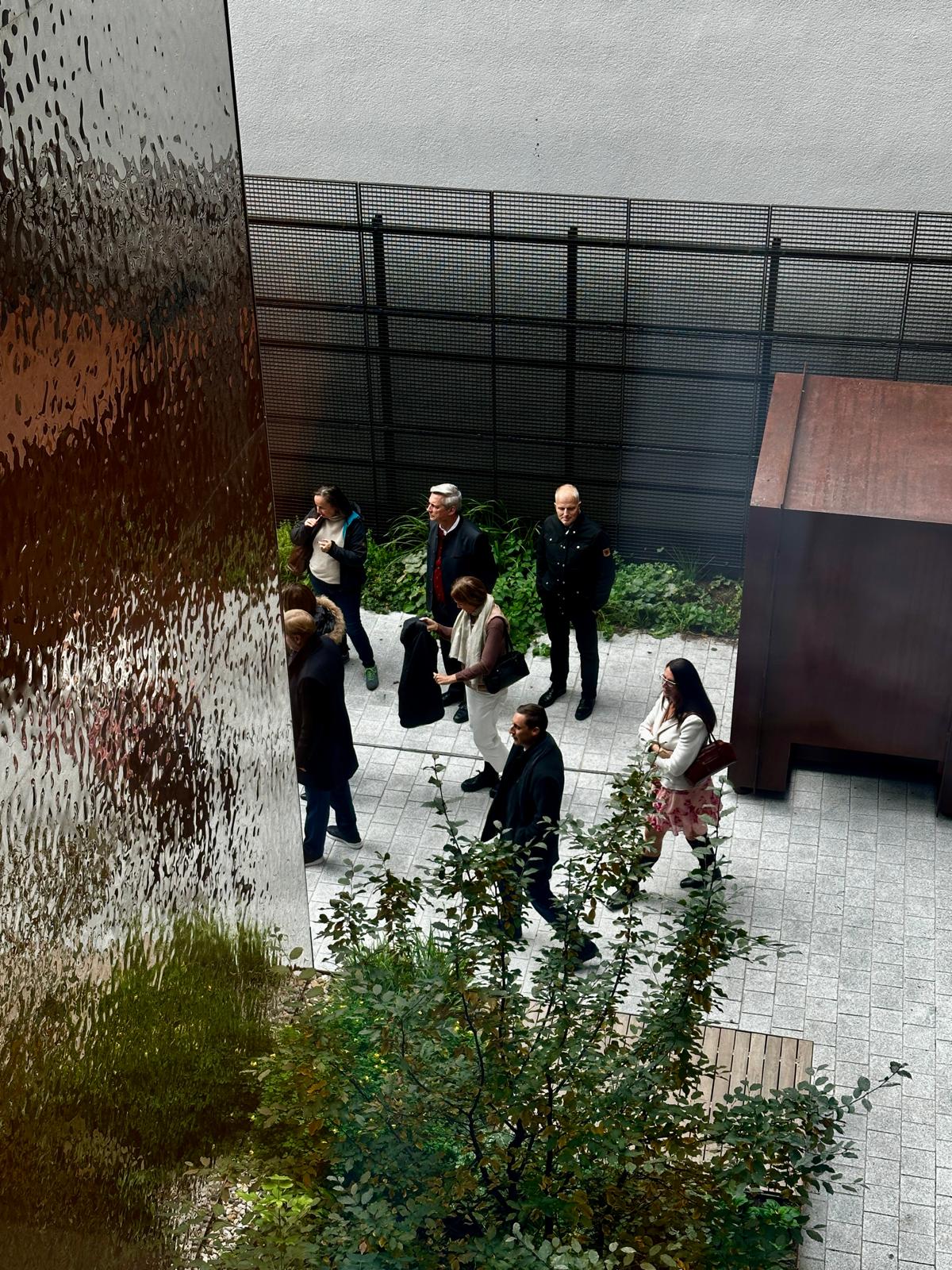 94991a9c-e978-4e3f-a177-cf591945cbb3