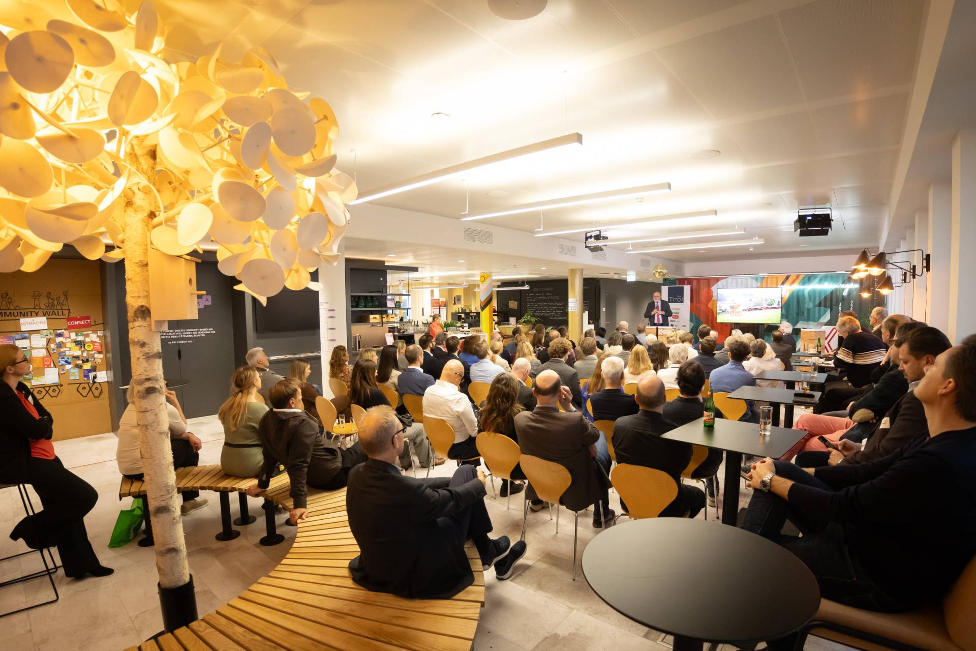 _uw_0259_clubtirol_oebbinnovationfactory_ulrikewieser